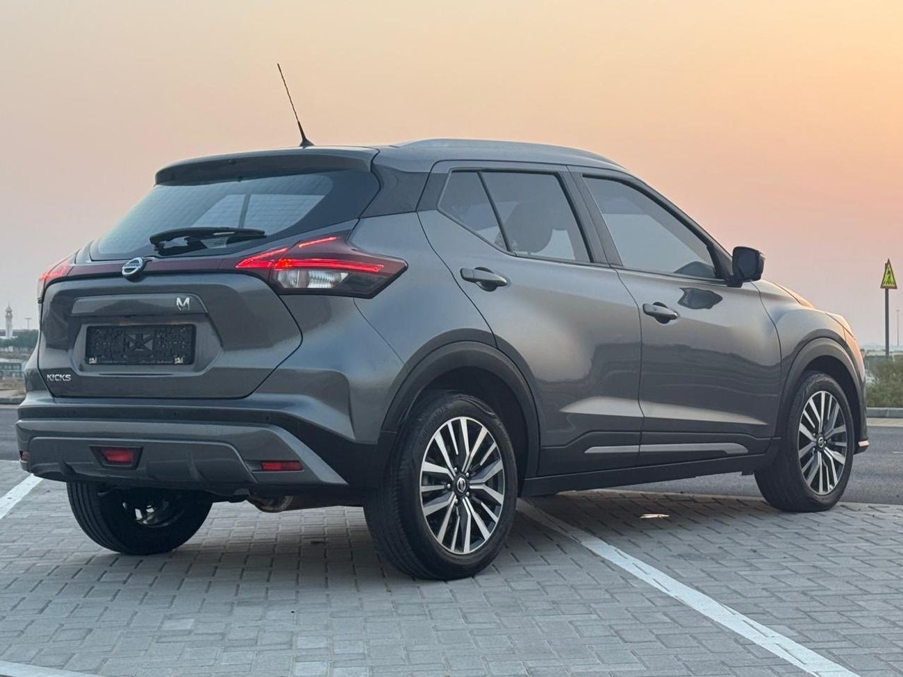 نيسان كيكس kicks (SL 2022) Top of Rang ,Full Options,GCC