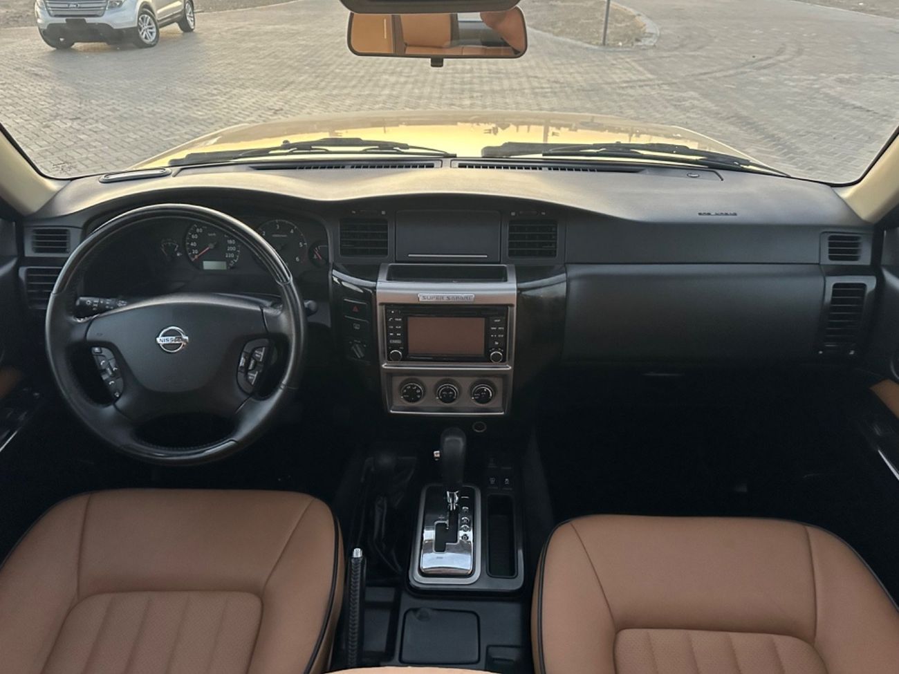 Nissan Patrol Super Safari MODEL 2019 GCC CAR PERFECT CONDITION INSIDE AND OUTSIDE FULL OPTION SUN ROO