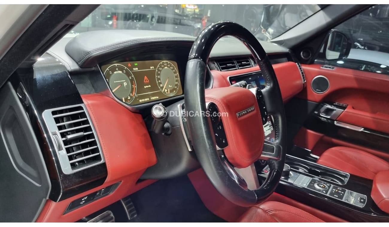 لاند روفر رينج روفر RANGE ROVER VOGUE AUTOBIOGRAPHY GCC FACE LIFT 2021 IN BEAUTIFUL CONDITION FOR 159K AED