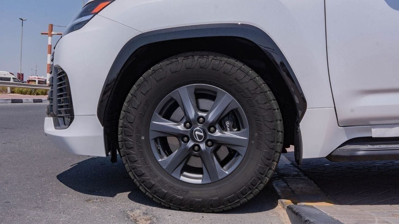 Lexus LX 600 2025 Lexus LX600 Over-Trail 3.5L AT Petrol (White)
