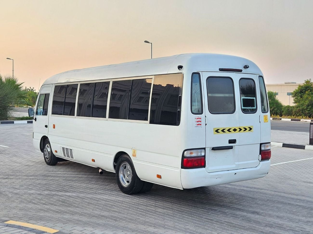 Toyota Coaster SWB