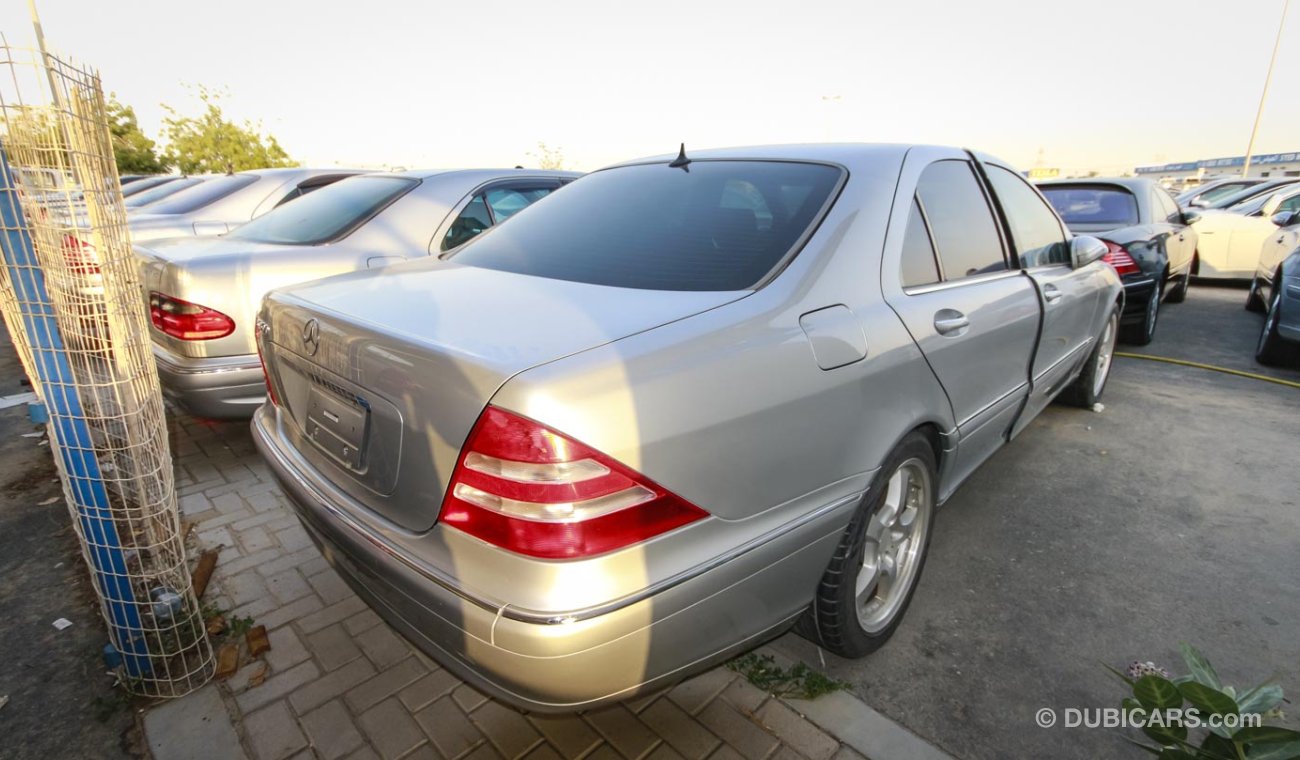 Mercedes-Benz S 320