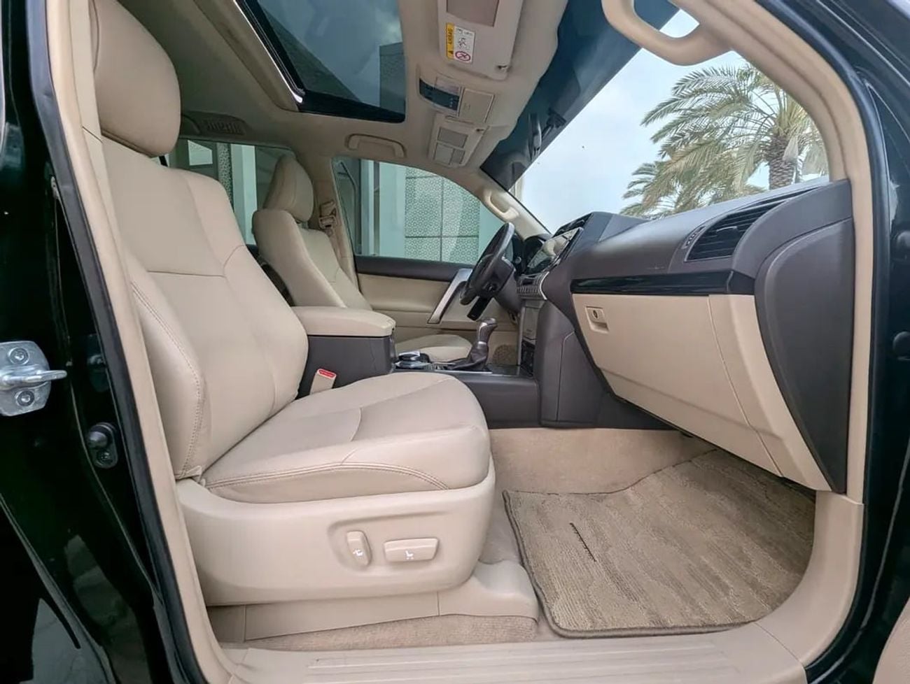 Toyota Prado TX-L Top Full Option GCC specs V6 4.0L Excellent Condition