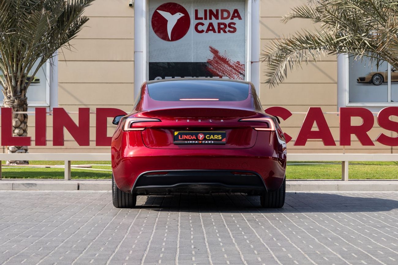 تسلا موديل 3