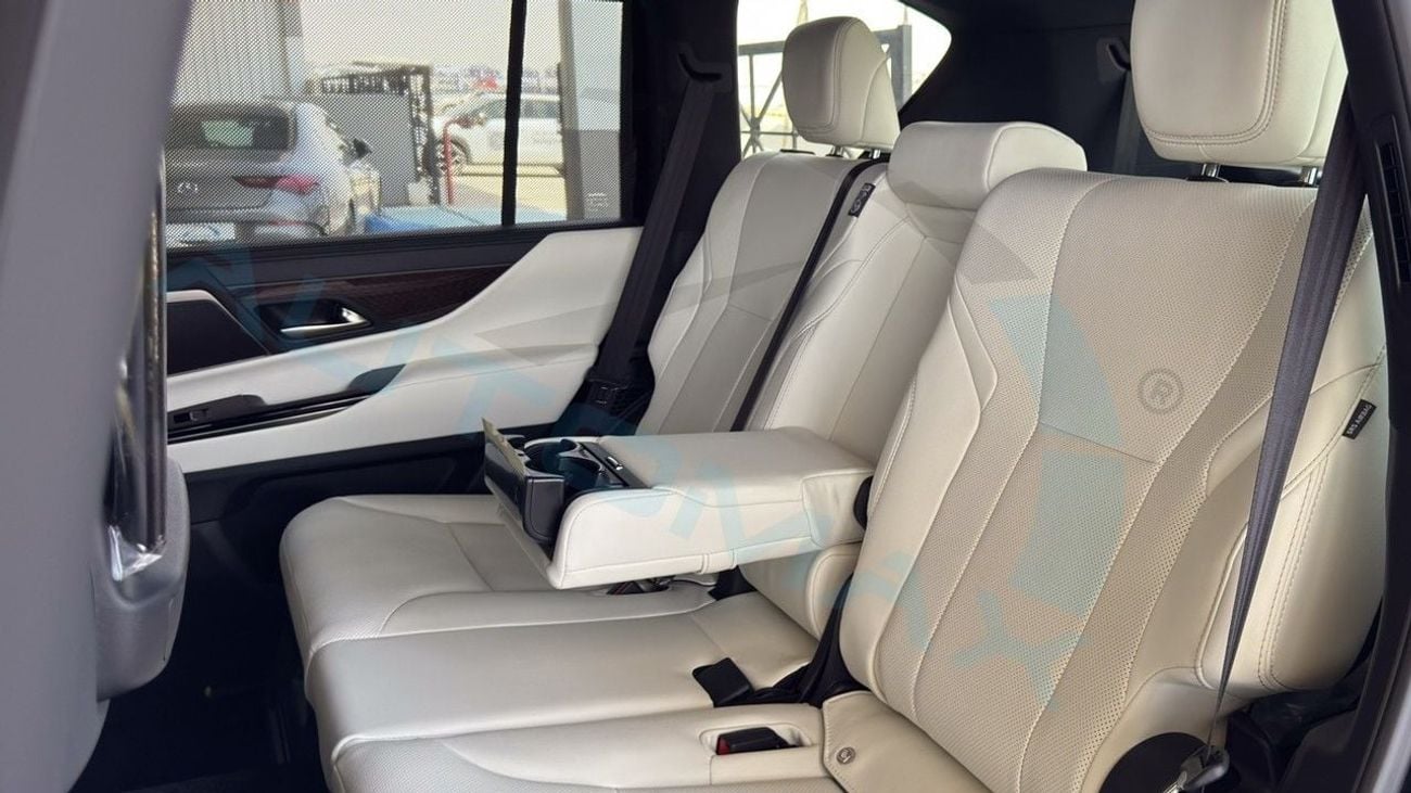 لكزس LX 700h SIGNATURE (For Export , НА ЭКСПОРТ) PY 26/26 BH 3.5TT V6 Hybrid AWD GCC Без пробега