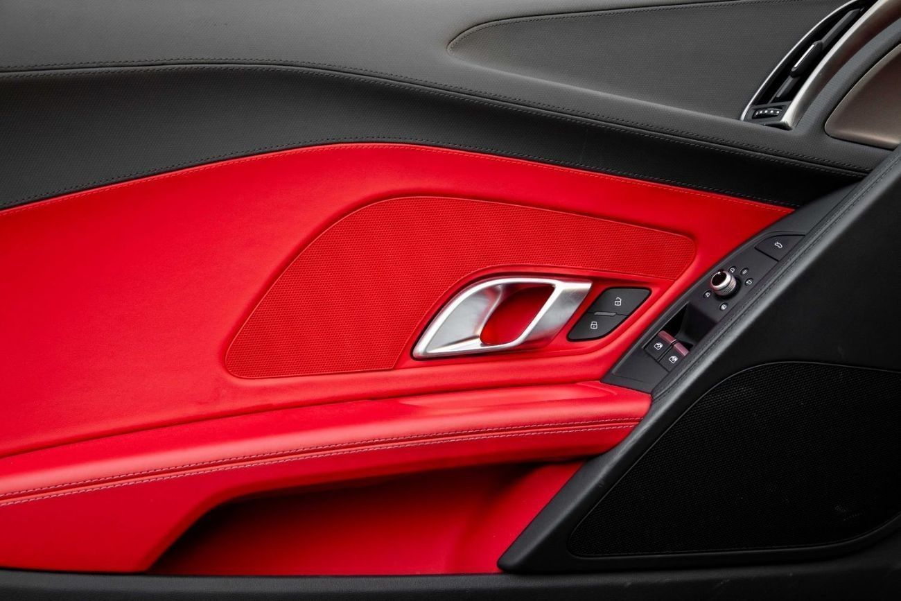 أودي R8 10,869 P.M | 0% Downpayment | R8 | SPYDER | V10 | EXCELLENT CONDITION!