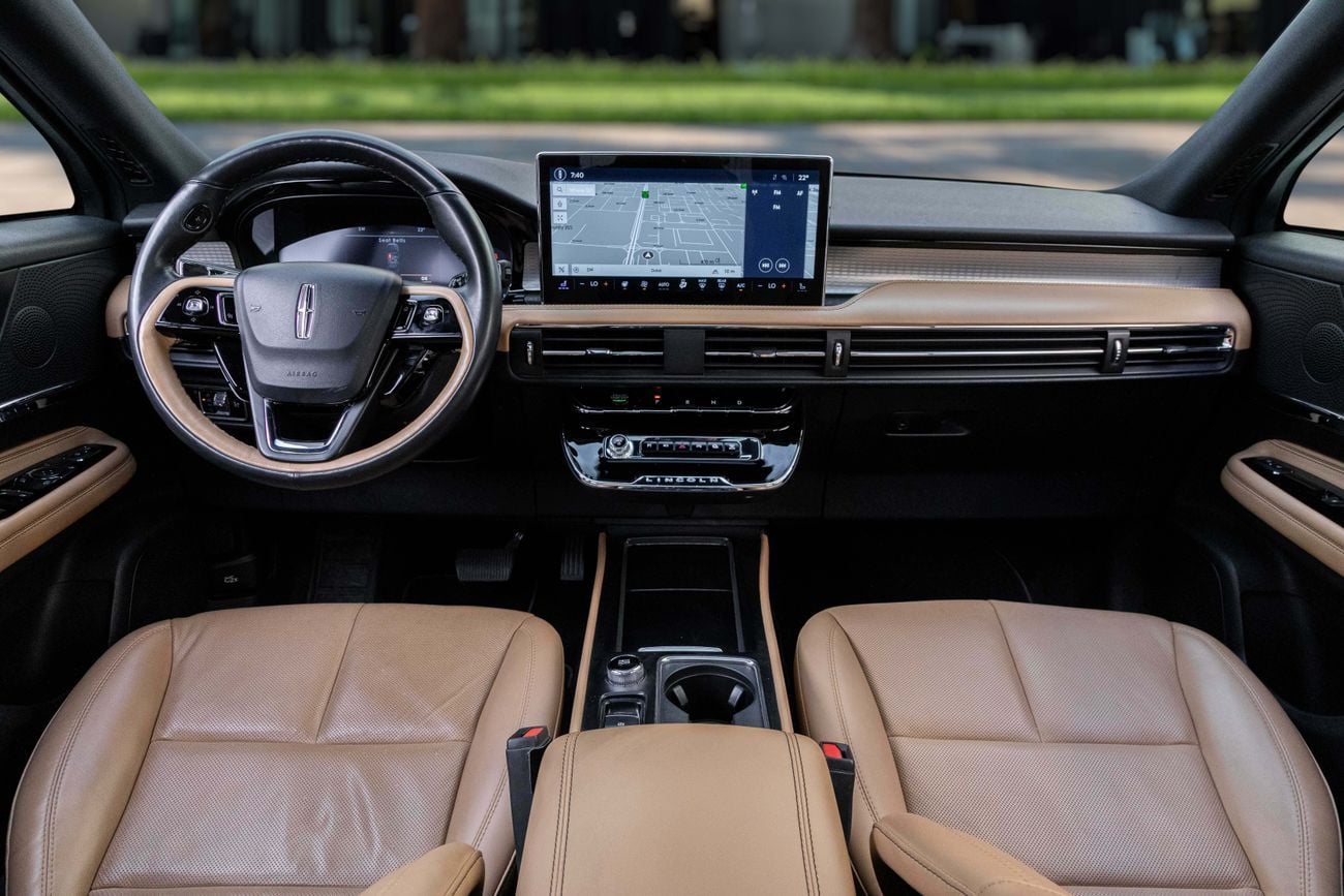 Lincoln Corsair Corsair Reserve | 2,155 P.M | 0% Downpayment | Excellent Condition!