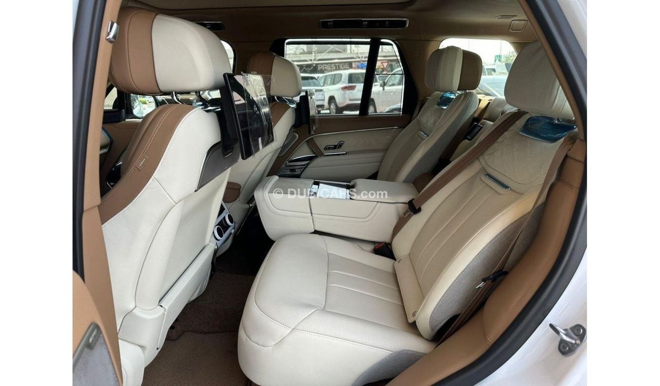 Land Rover Range Rover GCC SPEC UNDER WARRANTY AND SERVICE