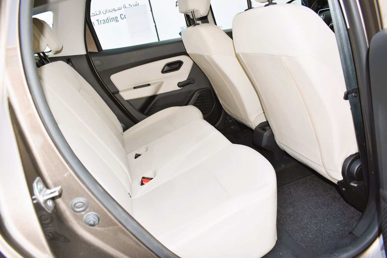 Renault Duster AED 689 PM | 1.6L PE 2WD GCC DEALER WARRANTY