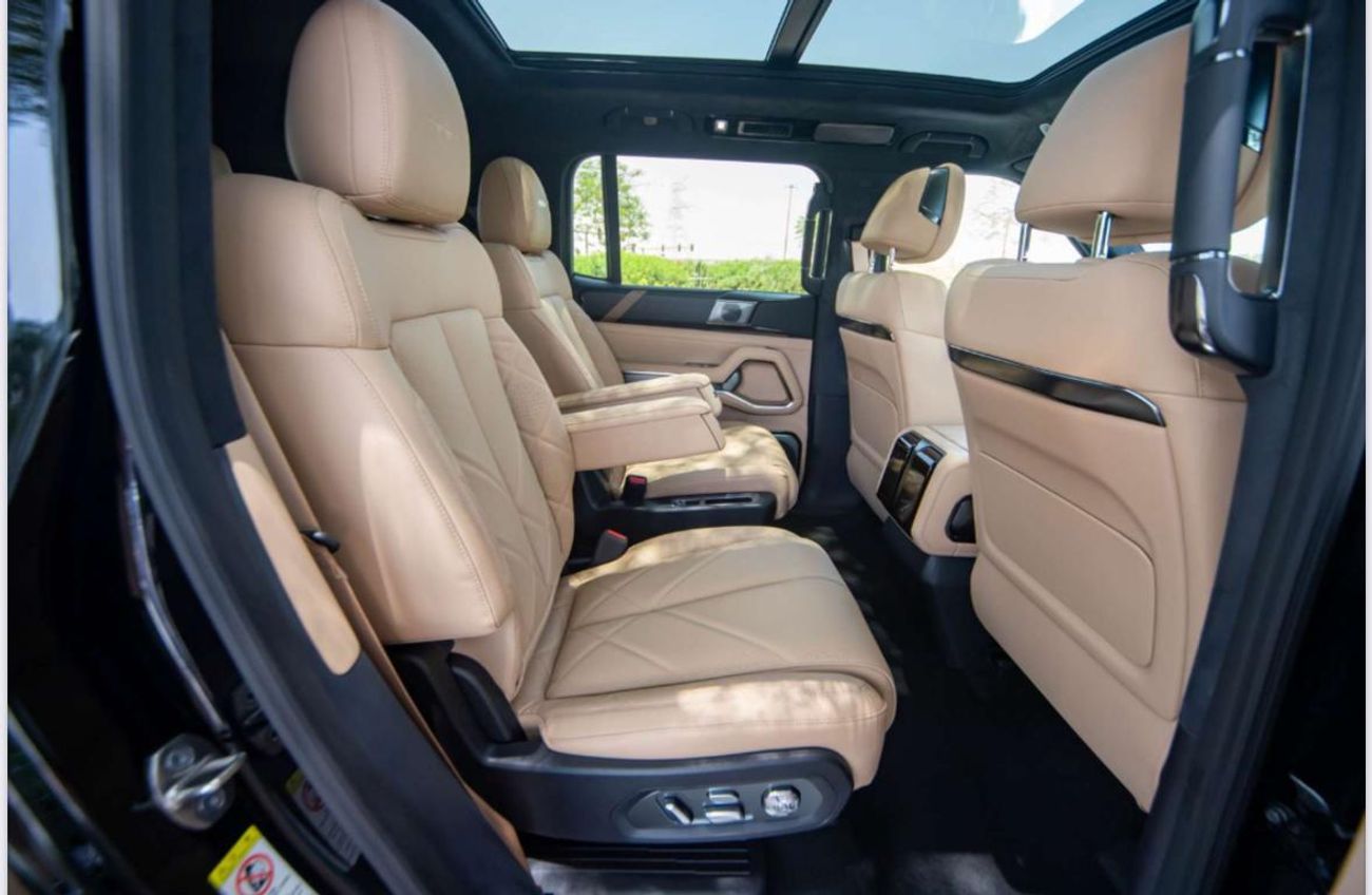 BYD Leopard 8 Smart and Brave Flagship Edition (6 Seats)