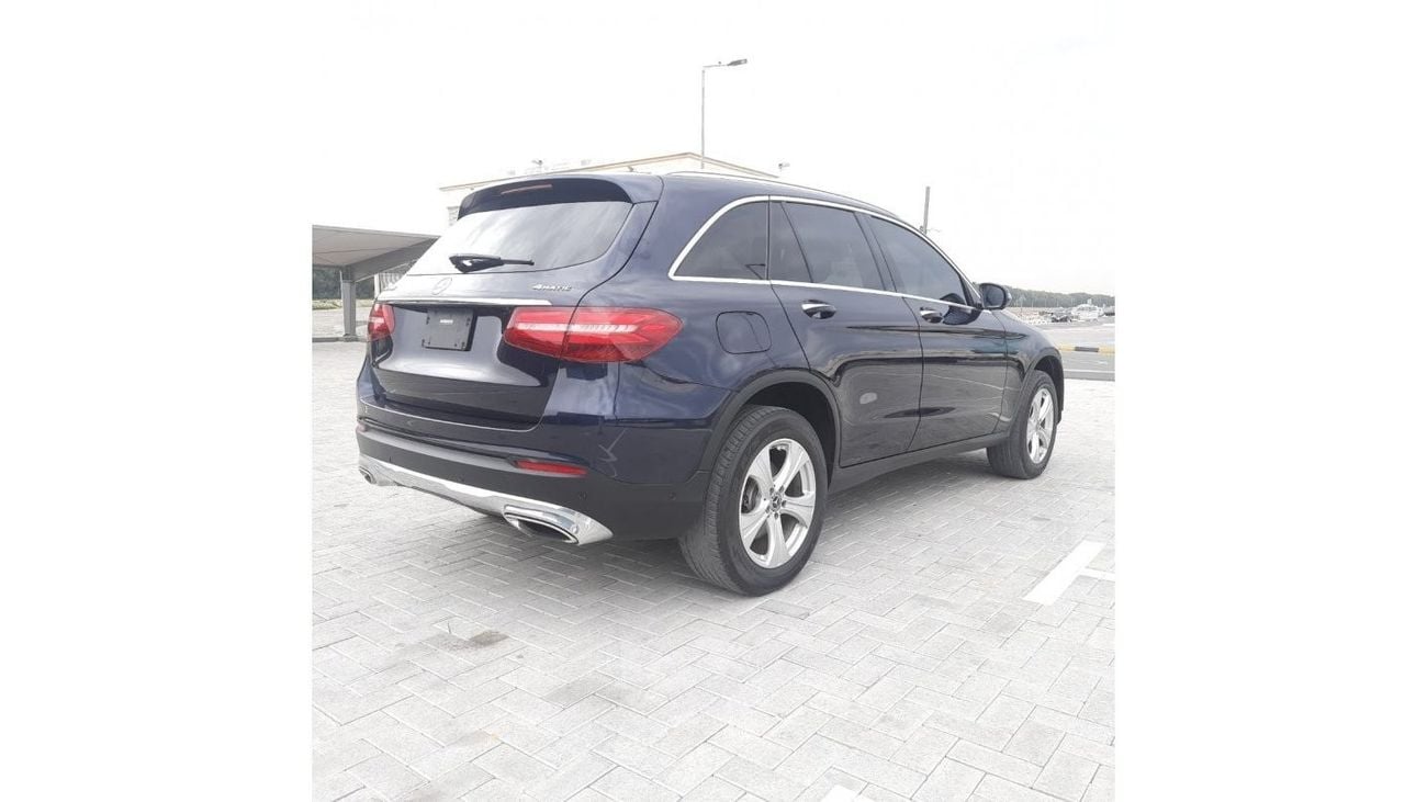 مرسيدس بنز GLC 300 AMG