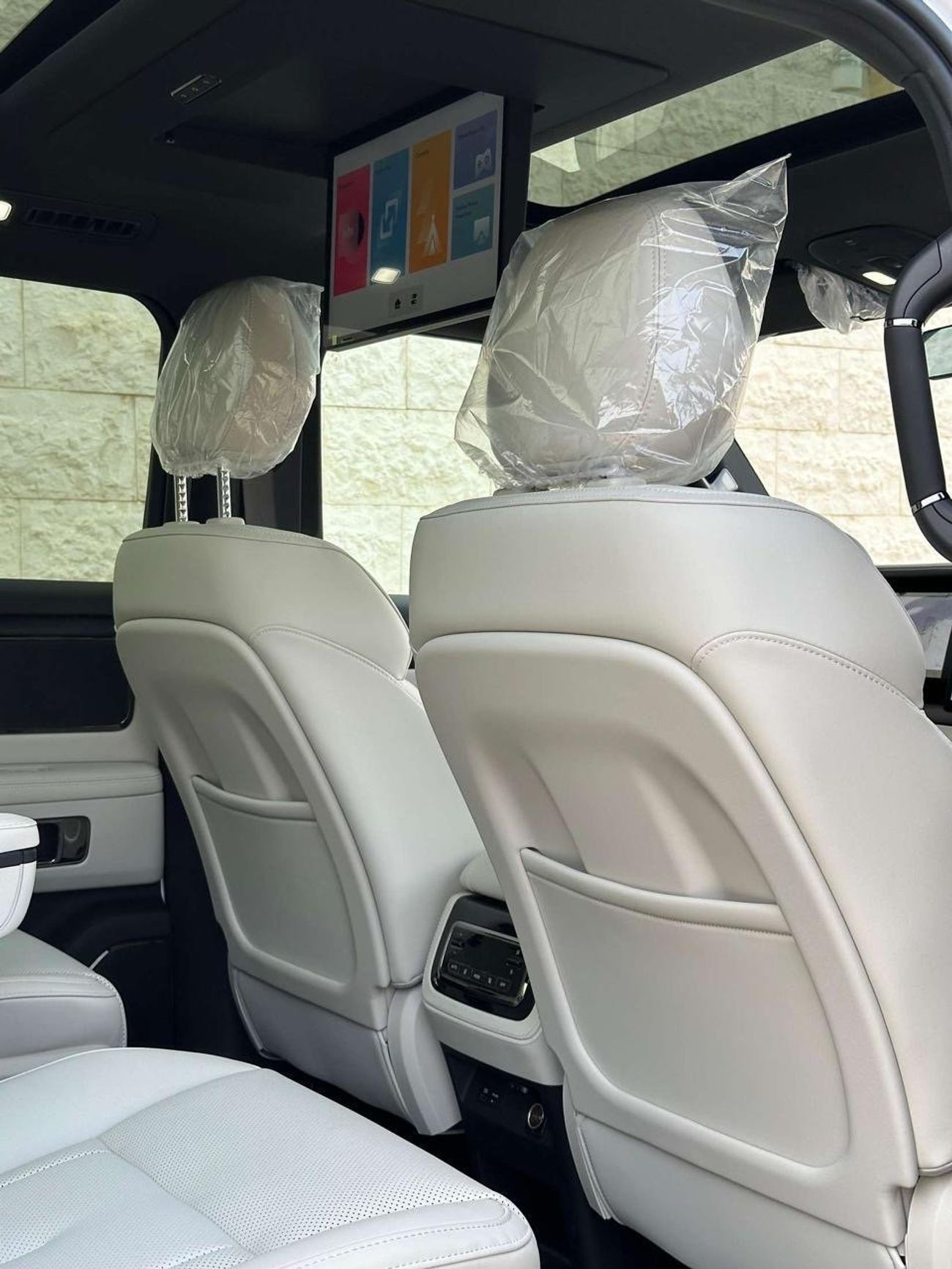 روكس 01 روكس 01 موديل 2026 ابيض ىن داخل ابيض