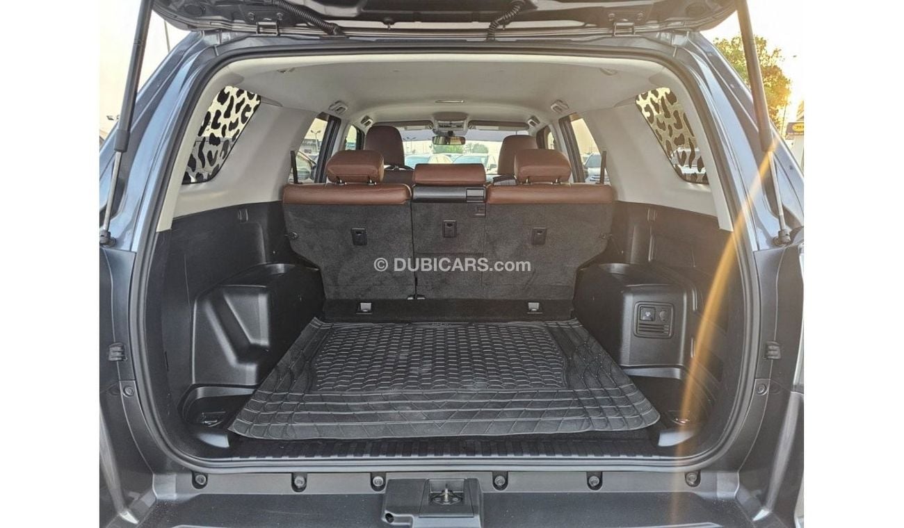 Toyota 4Runner *Offer*2019 Toyota 4Runner SR5 Premium 4x4 - 4.0L V6 / EXPORT ONLY