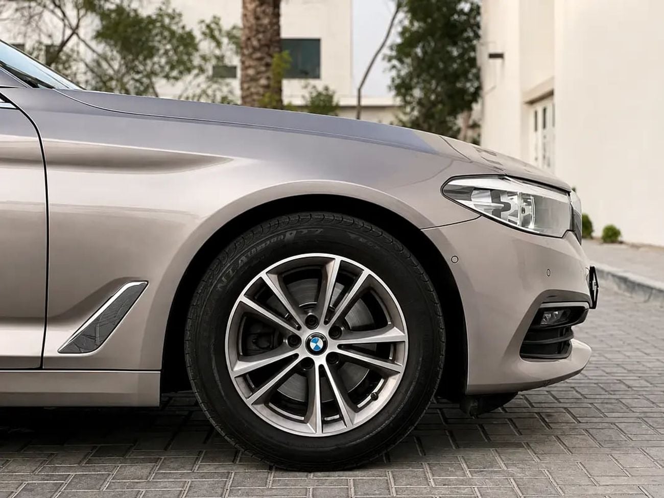 BMW 520i 520i Exclusive | GCC Specs | Low Mileage