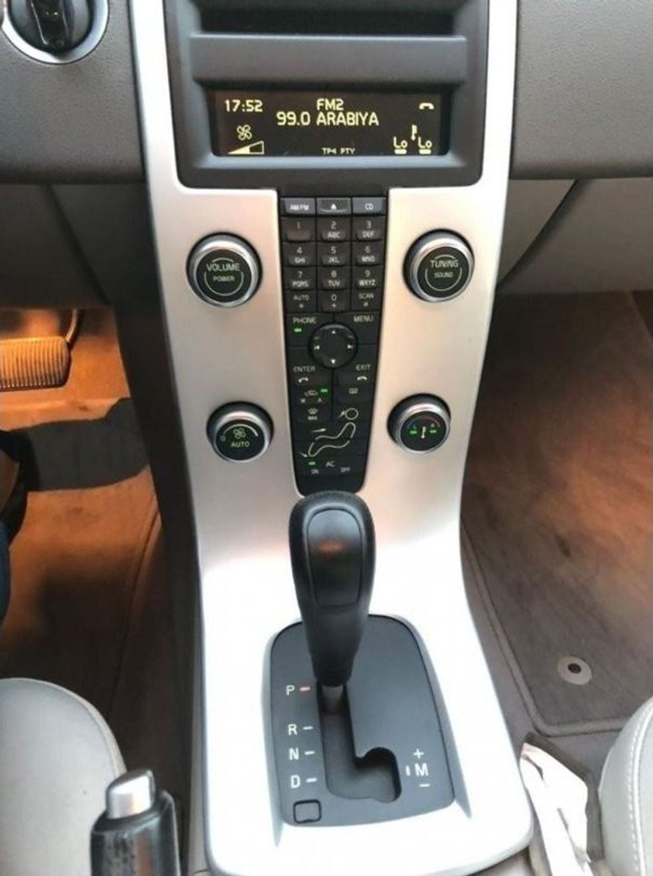 Volvo S40 VOLVO S40 2012 GCC PERFECT CONDITION