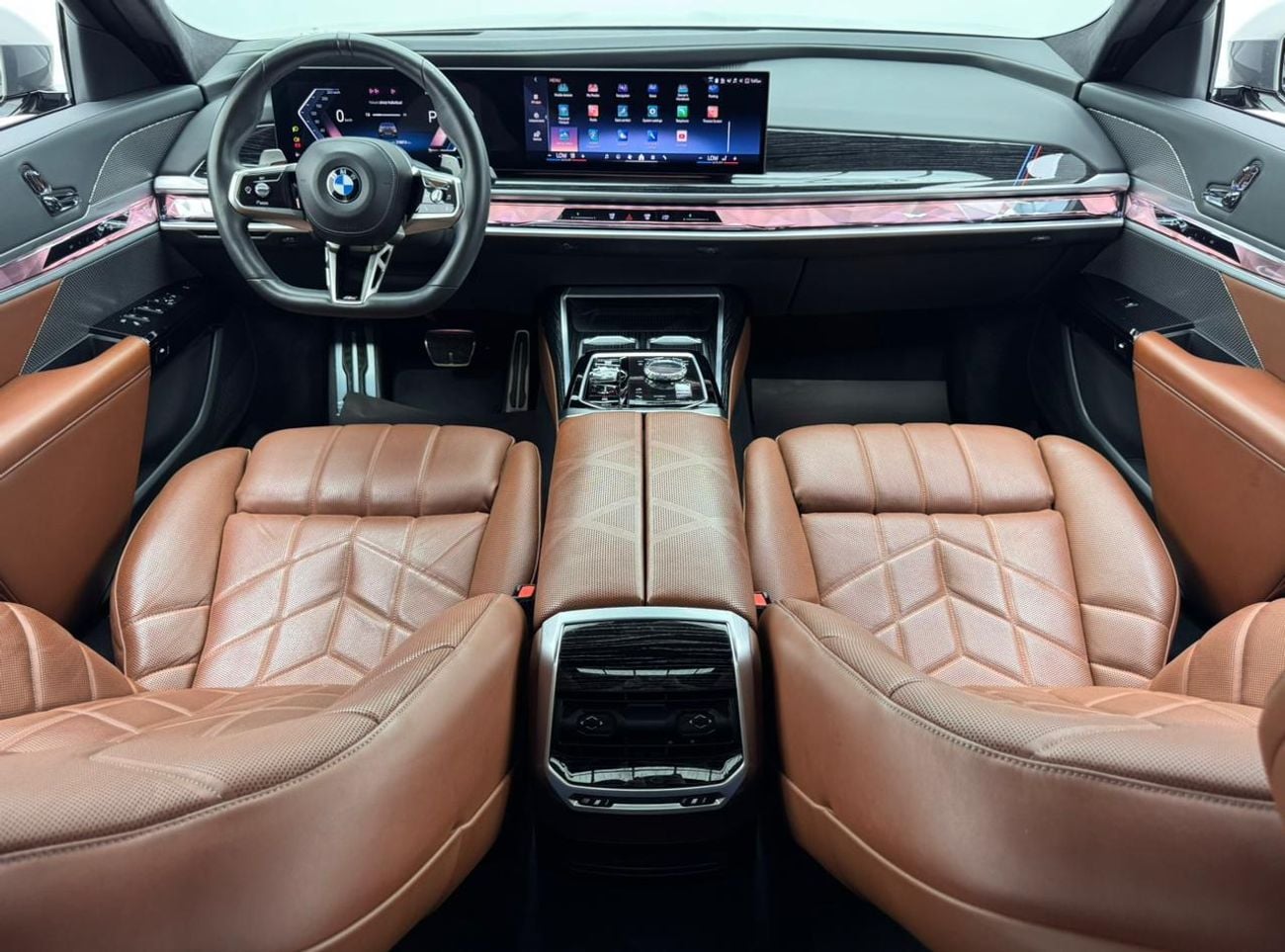 BMW 740i 2023 BMW 740i M-Sport, 2028 BMW Warranty And Service Pack, BMW Service History, GCC