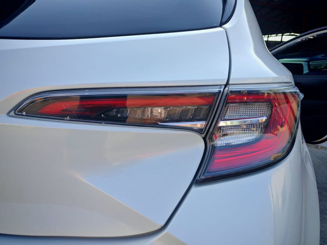 تويوتا كورولا HATCH BACK 2.0 PETROL