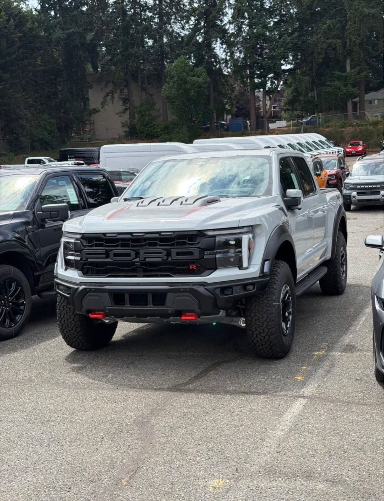 Ford F-150 RAPTOR R CREW Price with delivery
