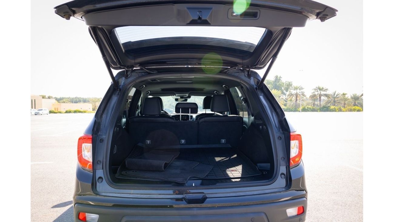 Honda Passport Touring AWD 2020 SUV 3.5L AWD Petrol A/T / Brawny V6 engine / Like New Condition / Book Now