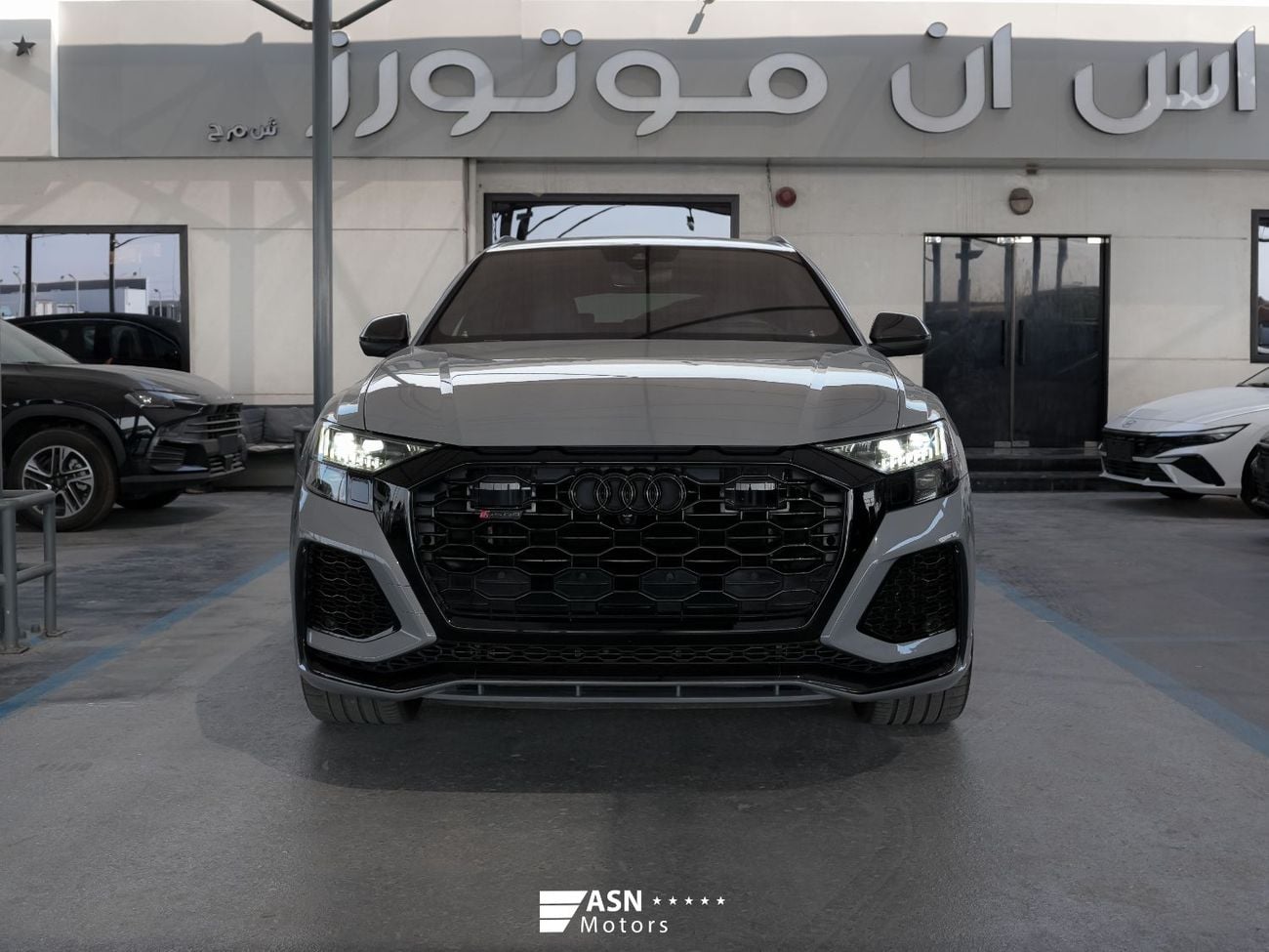 Audi RSQ8