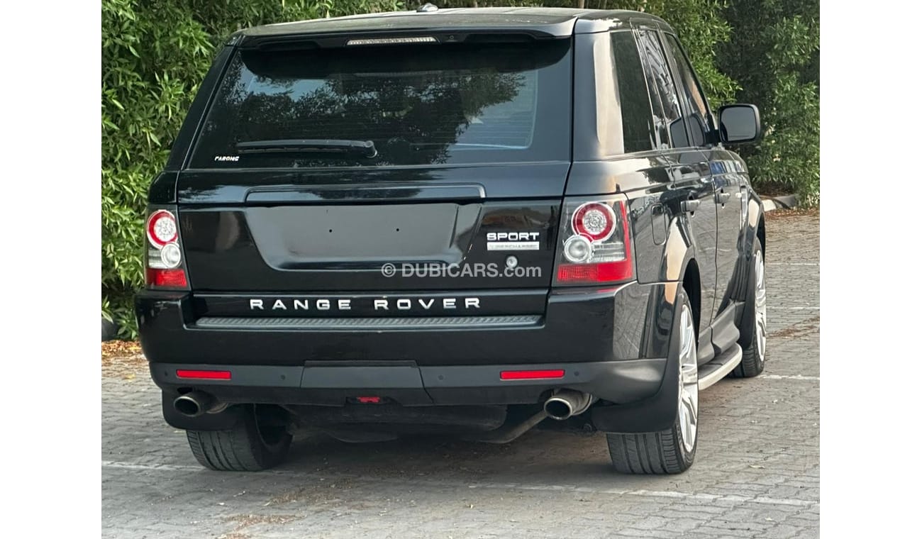 Land Rover Range Rover Sport Range Rover Sport 2010 V8 AED 25,000 is required Walkway 160.000 km Gulf specifications  , pedals, e
