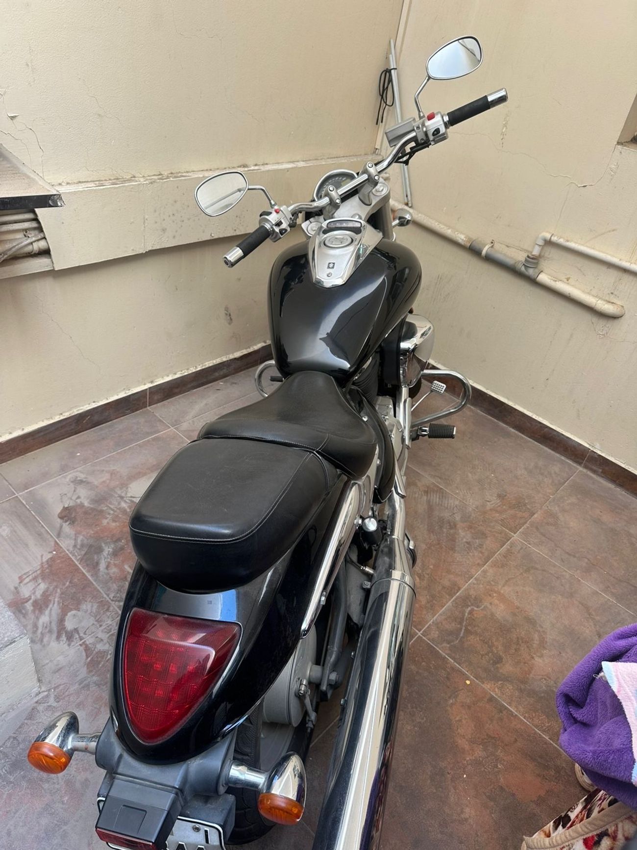 سوزوكي M109R boulevard