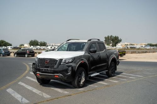 Nissan Navara PRO-4X Off-Road | 2.5L Diesel 4WD A/T (Only For Export)