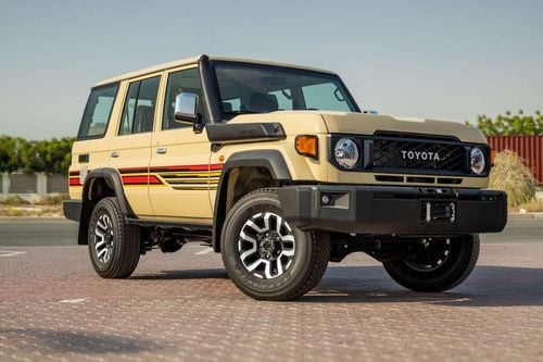 تويوتا لاند كروزر 70 2025 Toyota LC76 Hardtop 4.0L - Beige Inside Sadlle Tan | Export Only