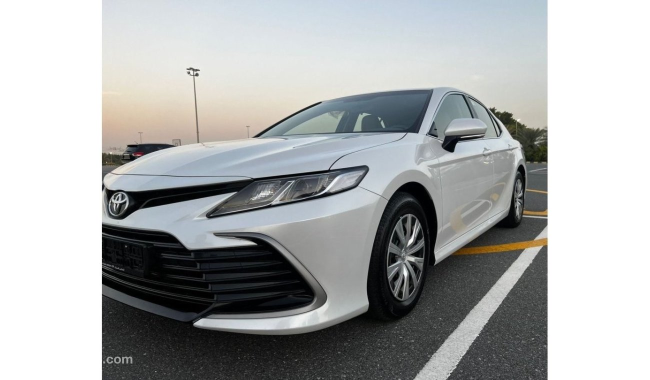 Toyota Camry S