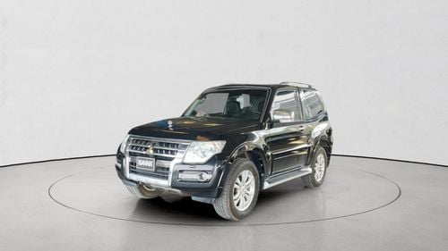 ميتسوبيشي باجيرو 3.8 GLS AUTO 4WD SWB H/L LTHR | شامل الضمان | 0 ﺪﻔﻋﺓ ﺃﻮﻟﻯ