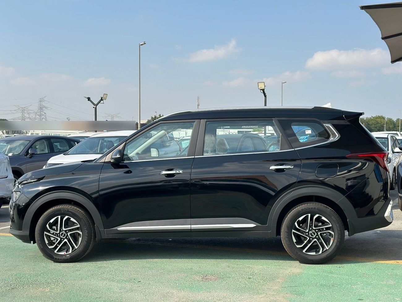 Kia Carens KIA CARENS 1.5L - 2025 MODEL - BLACK color