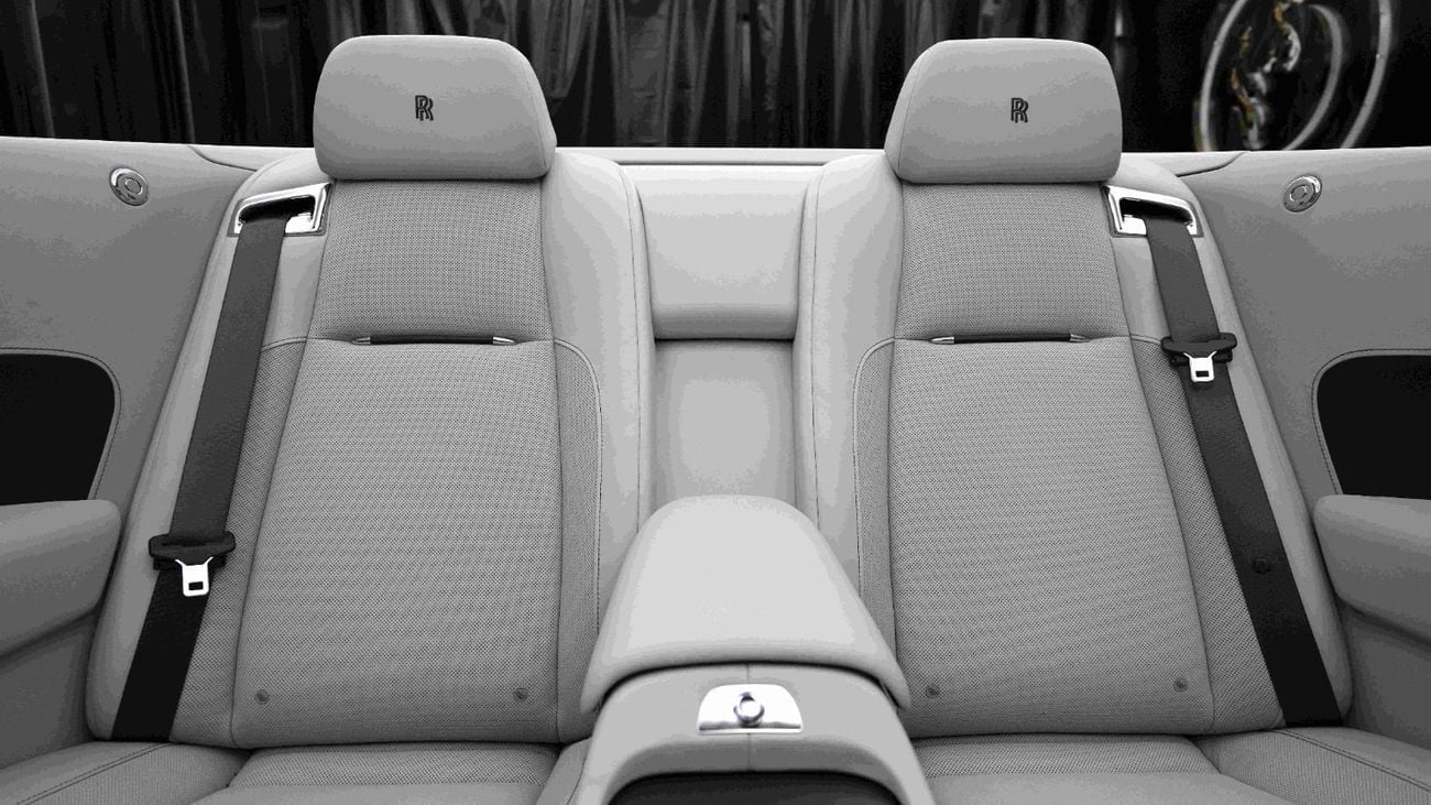 Rolls-Royce Onyx Dawn | LIMITED OFFER | IMMACULATE CONDITION | 2022 | V12 | 563 HP | 3-YEAR WARRANTY AND SERVICE