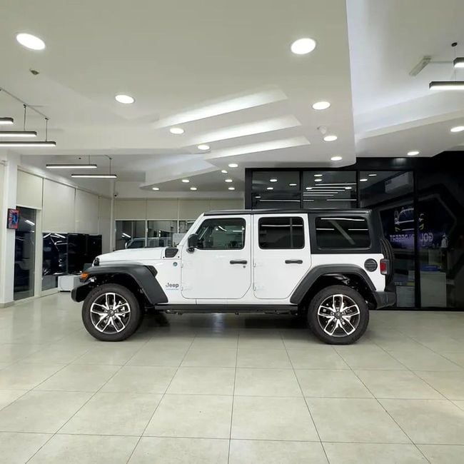 Jeep Wrangler Unlimited SAHARA, миниатюра 17
