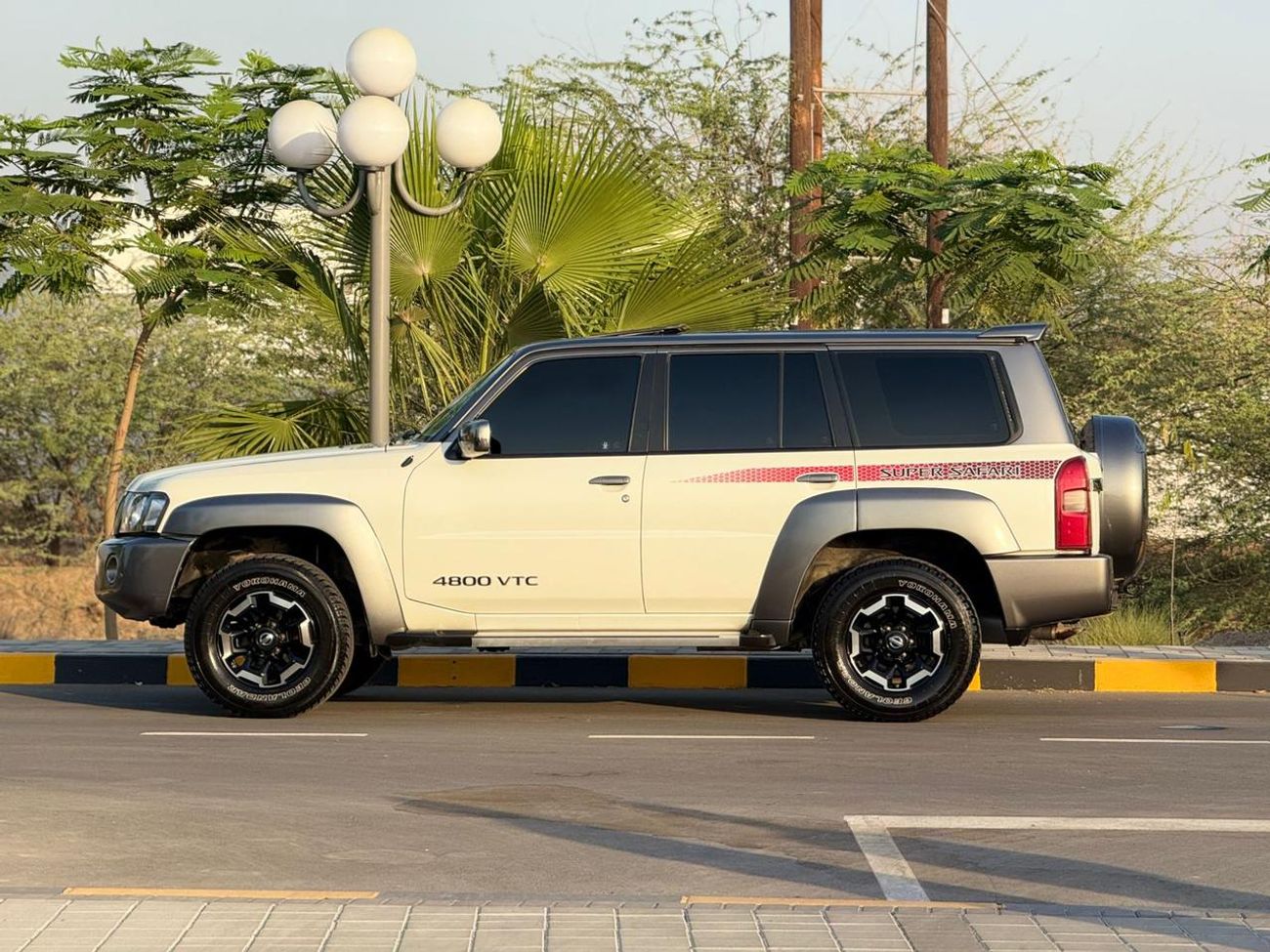 Nissan Patrol Super Safari Nissan VTC Super Safari