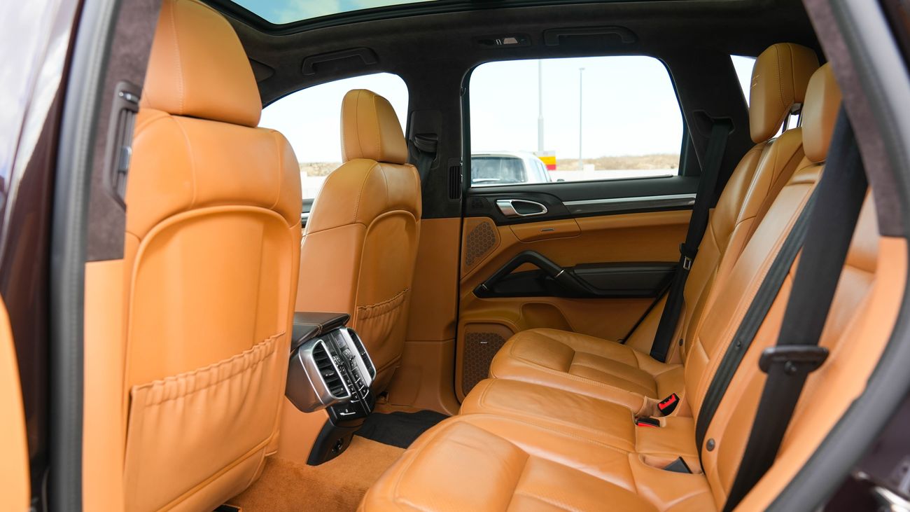 Porsche Cayenne GTS 4.8L