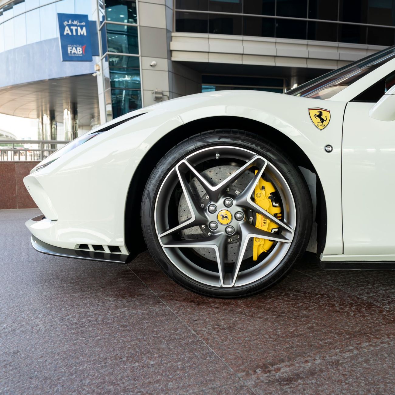Ferrari F8 Spider 3.9T V8
