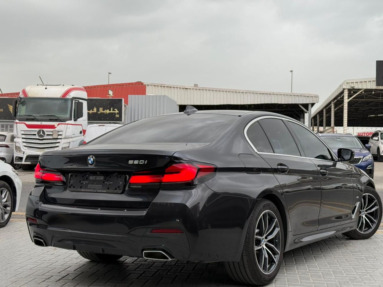 بي أم دبليو 520i M Sport Comfort 2.0T