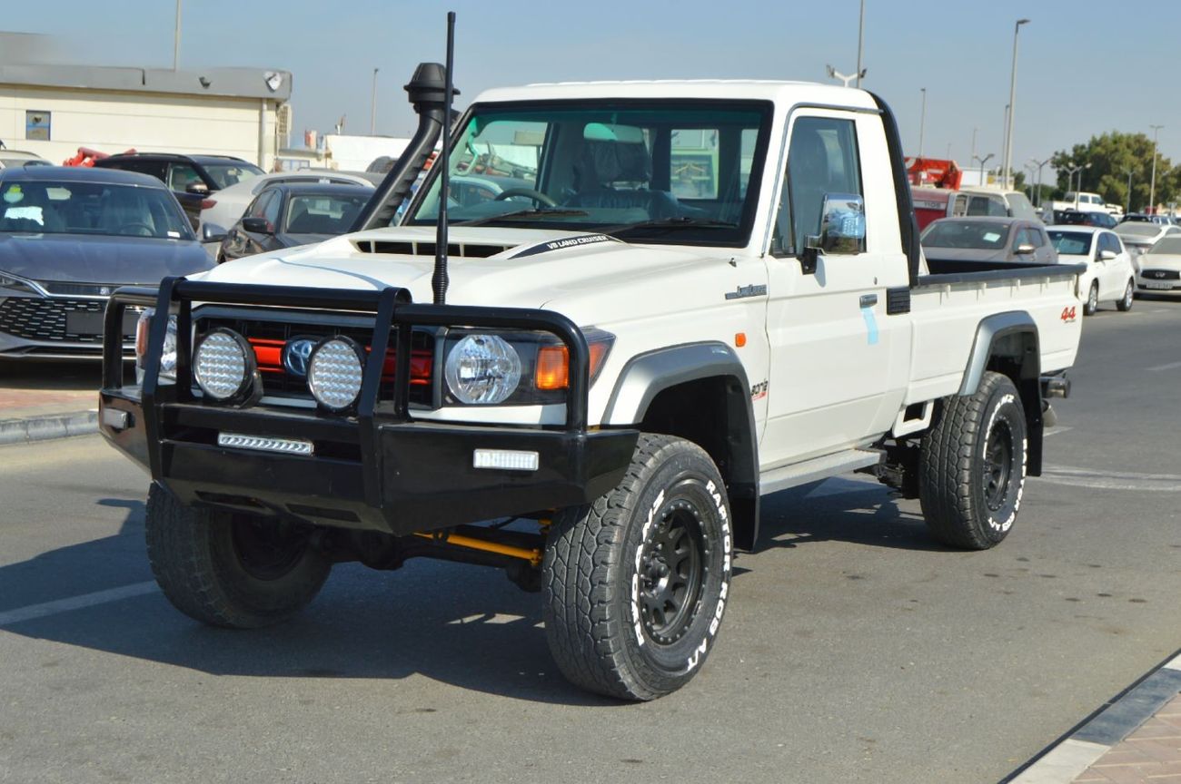 Toyota Land Cruiser Pick Up Single cabin