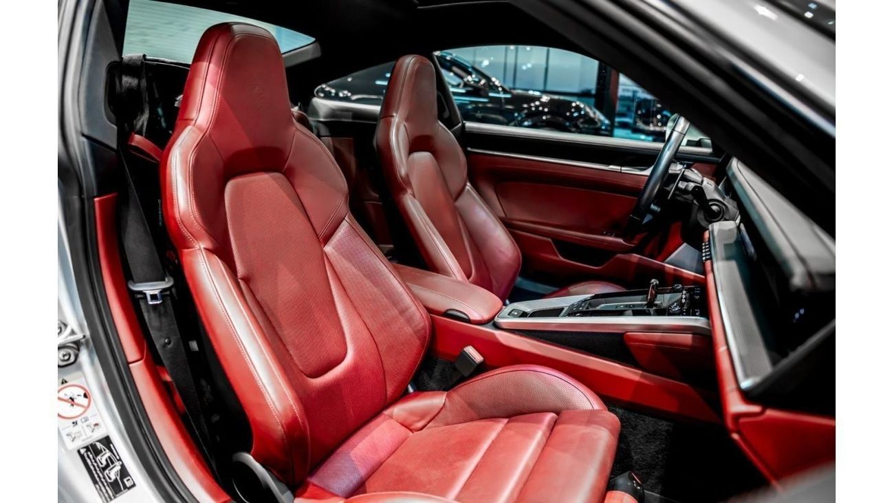 Porsche 911 2020 Porsche Carrera S, 2025 Porsche Warranty, Fully Loaded, Full Service History, Low KMs, GCC