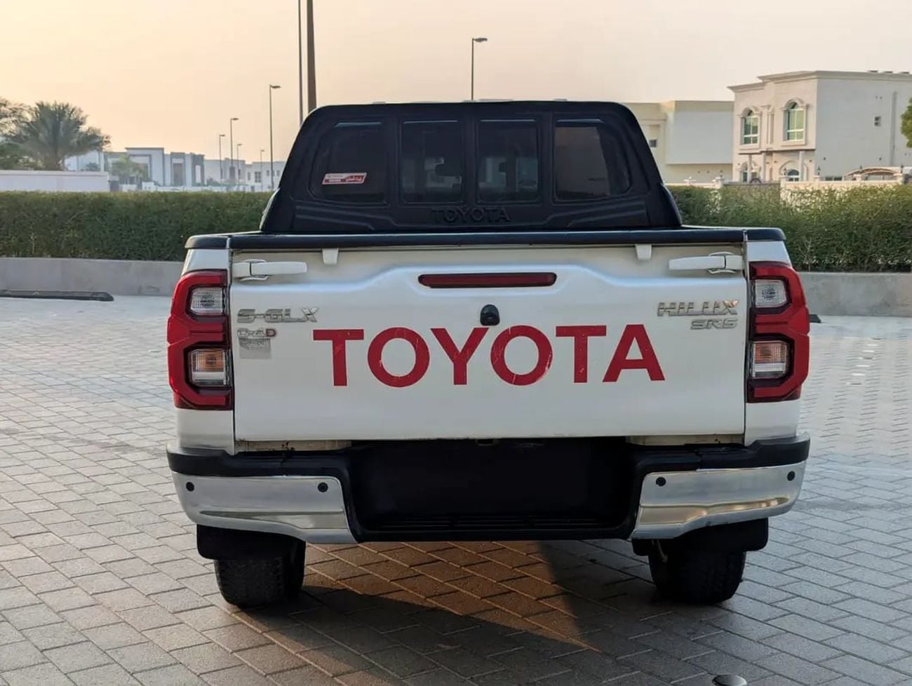 Toyota Hilux SGLX SR5  2021 Diesel 2.4L— GCC | Full Option