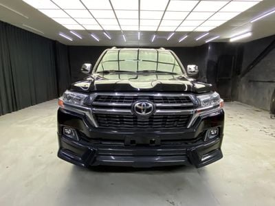 Toyota Land Cruiser Toyota Land Cruiser  Diesel Model 2015 Modified to 2021 inside and outside