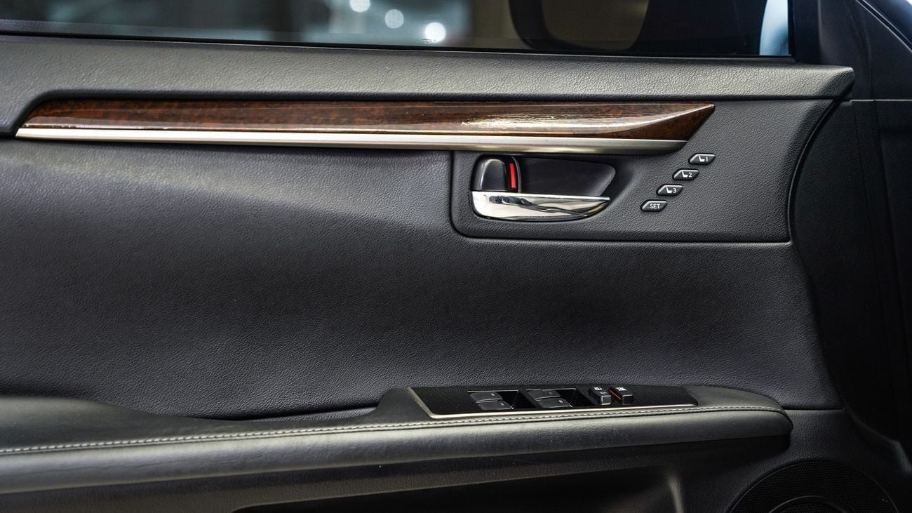 Lexus ES350 PLATINUM