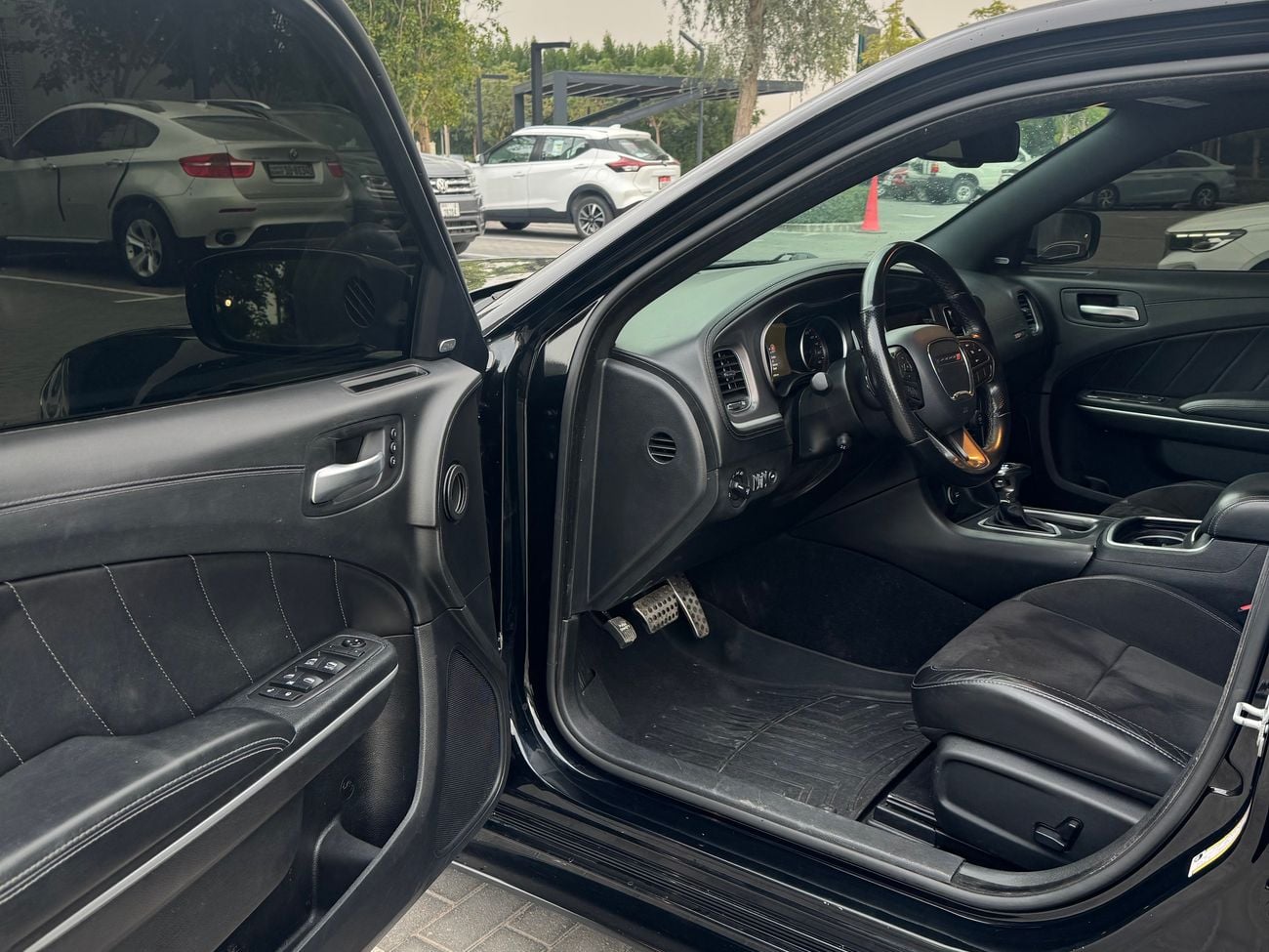 دودج تشارجر