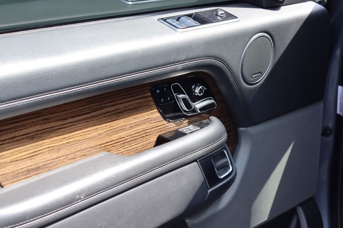 Land Rover Range Rover HSE 3.0L (375 HP)