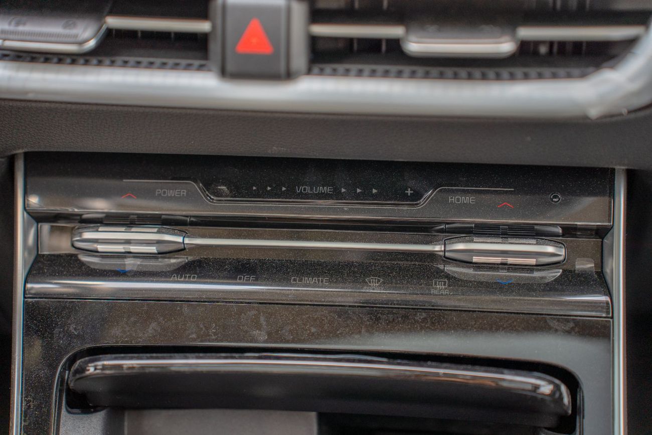 Kia K5 Kia K5 2025 1.5L Turbo Petrol