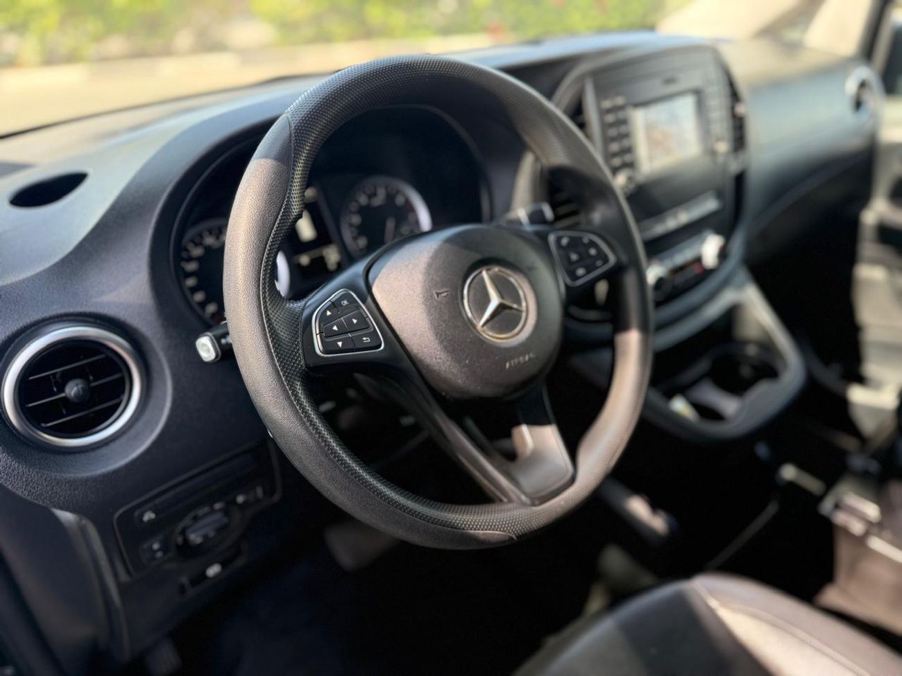 مرسيدس بنز فيتو MERCEDES BENZ VITO TOURER 2020 GCC TWO KEYS IN GOOD CONDITION