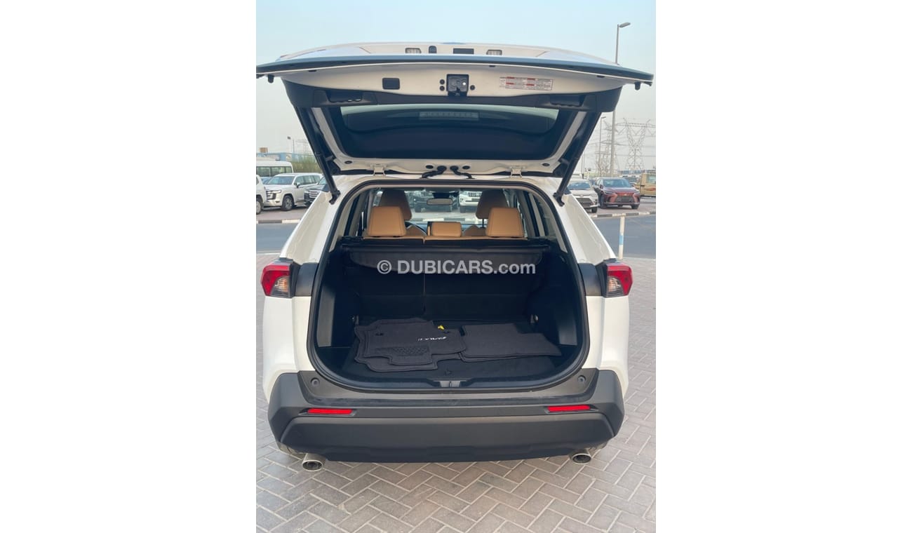 Toyota RAV4 2020 Toyota RAV4 XLE PREMIUM, 2.5L. Imported from USA