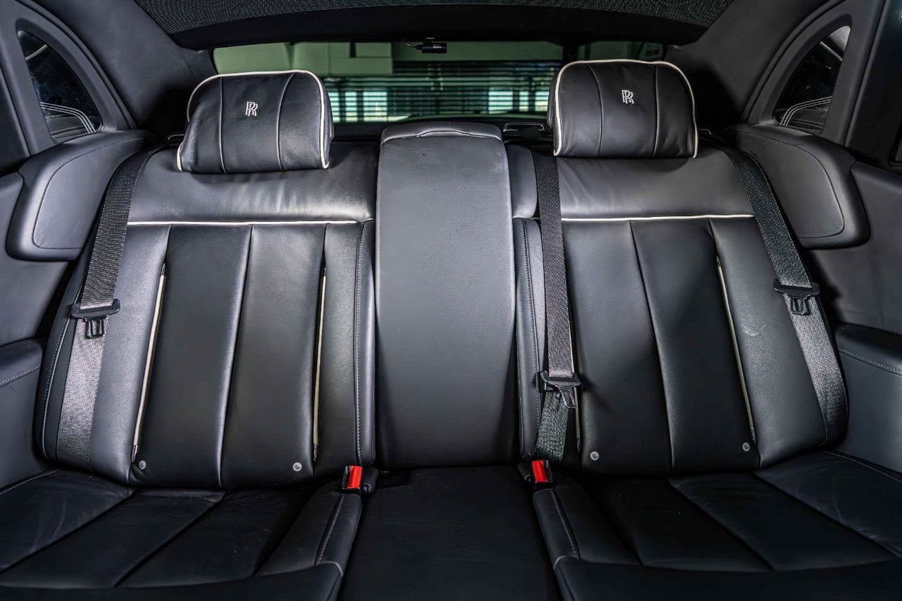 Rolls-Royce Phantom Std 6.8L Diamond Grey Exterior Color-24 Inch Chrome Rims-Star Light System