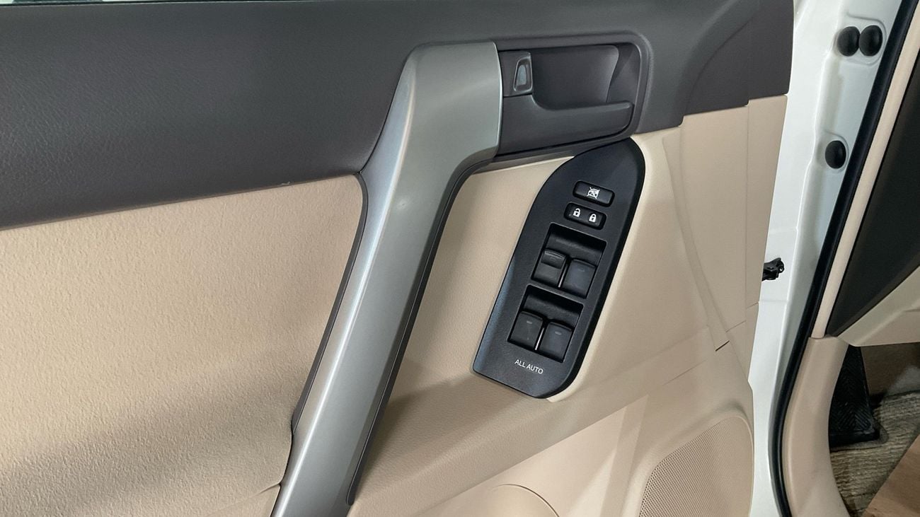 تويوتا برادو GXR | شامل الضمان | 0 ﺪﻔﻋﺓ ﺃﻮﻟﻯ