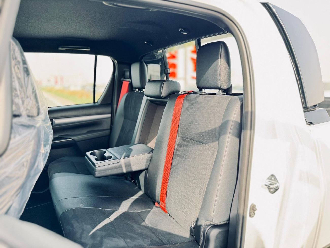 تويوتا هيلوكس GR Sports 4.0L 4WD A/T 2025